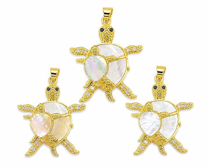 Turttle Pearl Charm