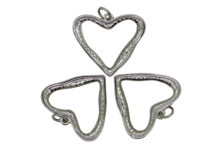 Heart pendant