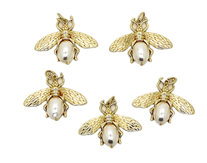 Pearl Bee Pendant