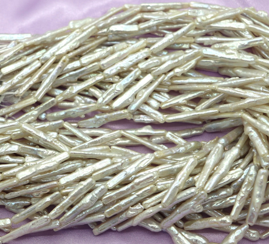 Skinny Biwa Pearls 4A+