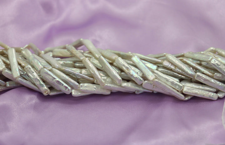 Rectangle Biwa Pearls 5A+