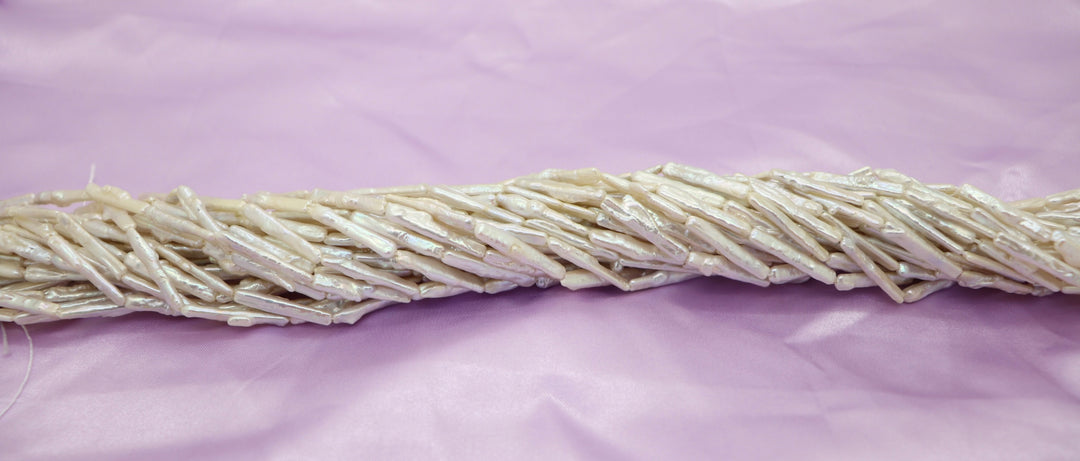 Skinny Biwa Pearls 4A+