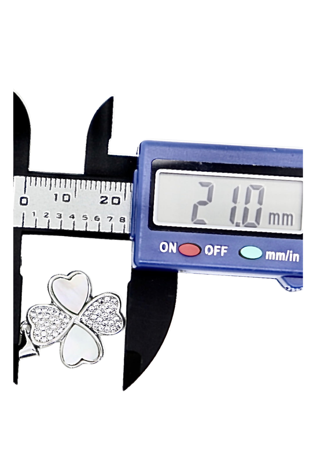 Pearl Clover Pendant