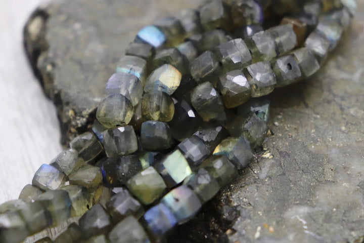 Natural Semi-precious Labradorite Cube Faceted 6mm Beads