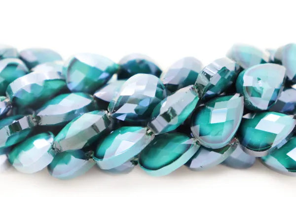 TEAR DROP FACETED CRYSTAL | ABOUT 16 BEADS