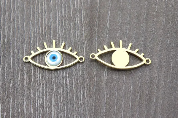 Pearl Evil Eye w/ Lashes Connector